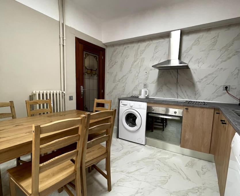 Piso Reformado En El Centro De Logrono Apartamento Exterior foto